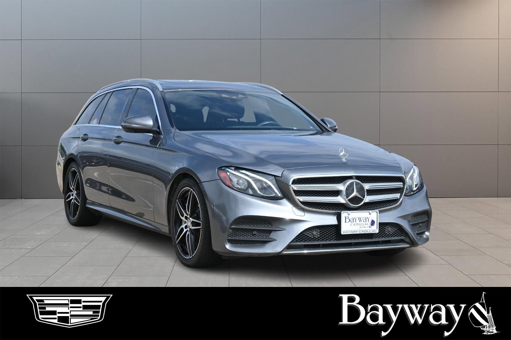 Used 2019 Mercedes-Benz E 450 4MATIC Wagon image 3