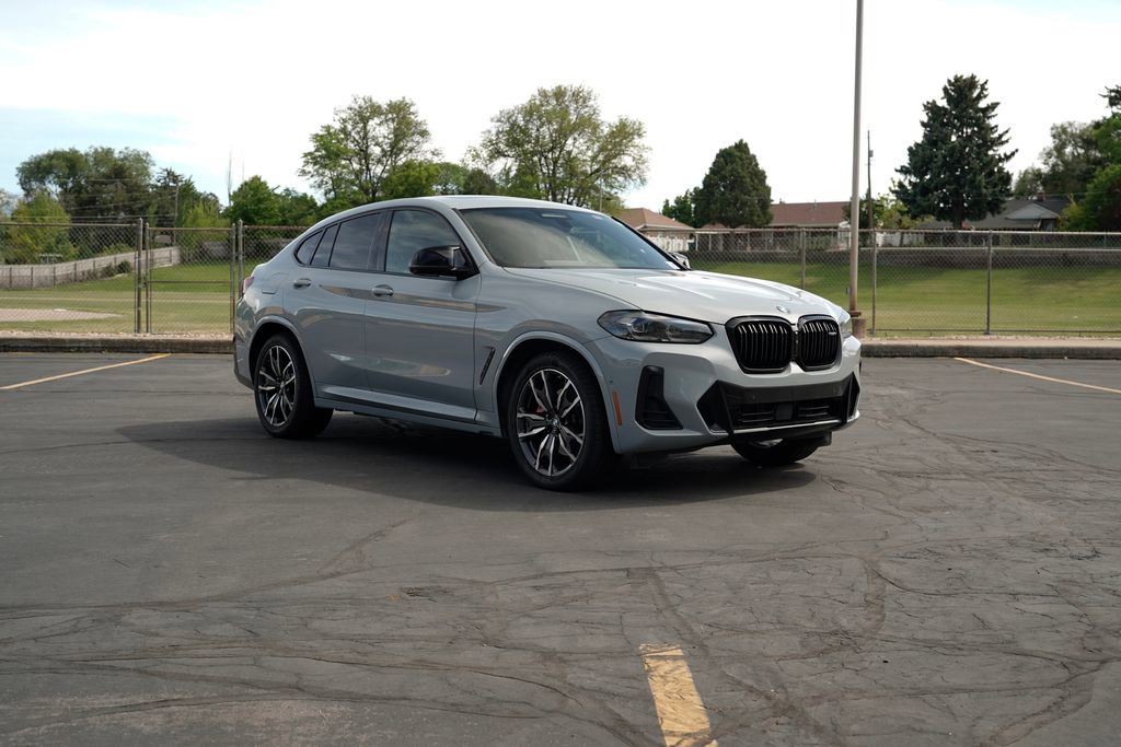 Used 2023 BMW X4 M40i AWD/4WD image 1