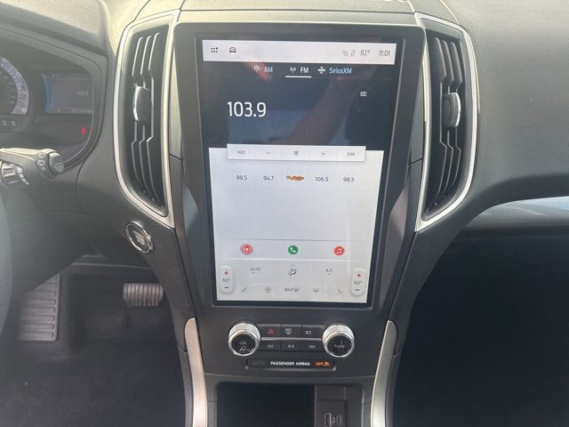 Used 2024 Ford Edge SEL image 11