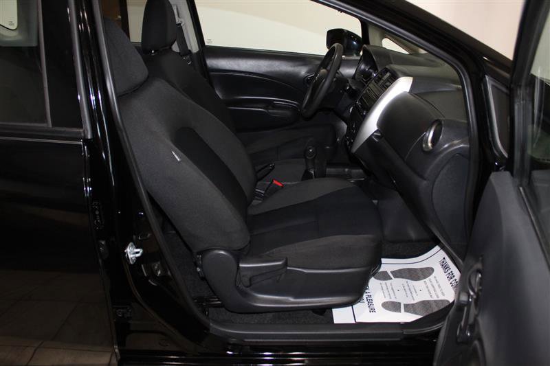 Used 2016 Nissan Versa Note S FWD image 21