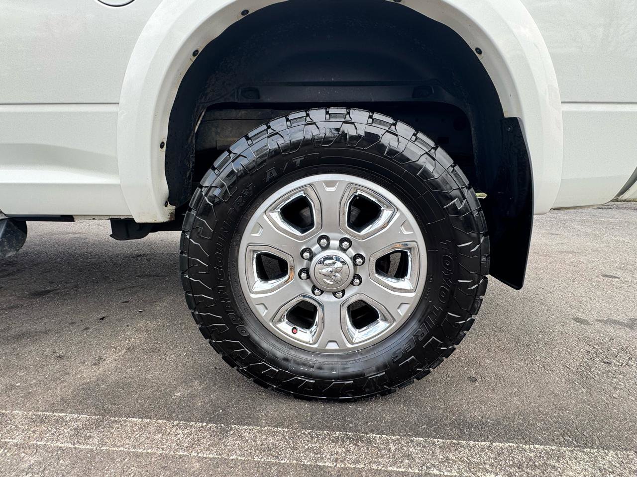 Used 2018 RAM 2500 Laramie w/ Sport Appearance Group image 25