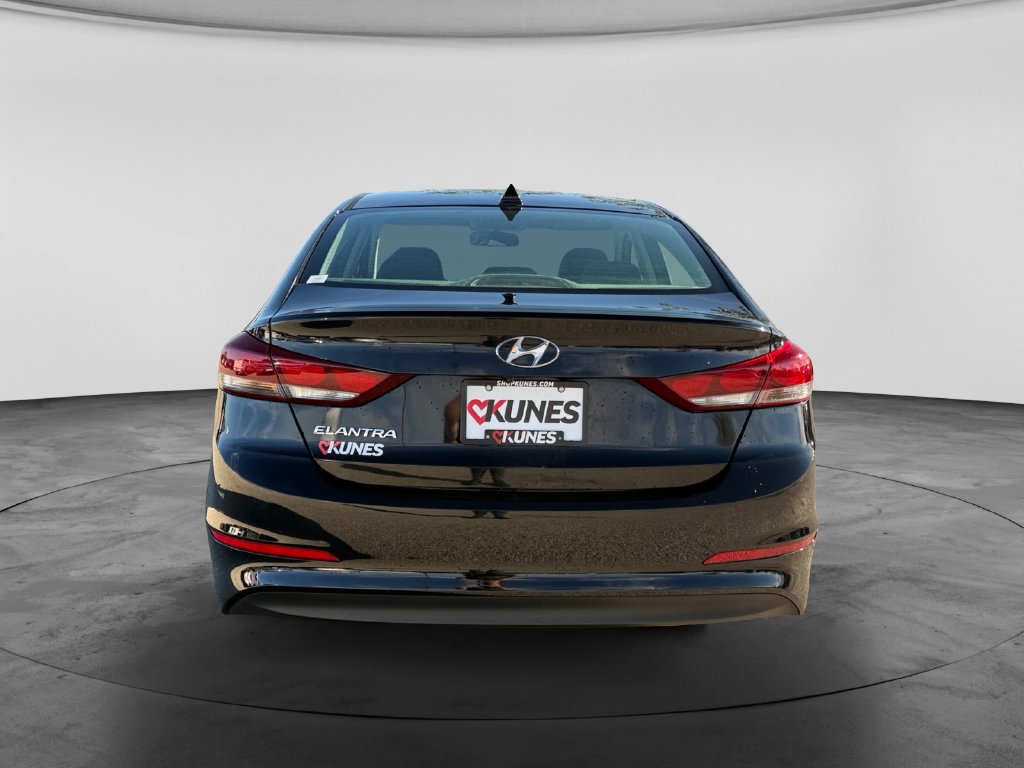 Used 2018 Hyundai Elantra SEL w/ Cargo Package FWD image 6