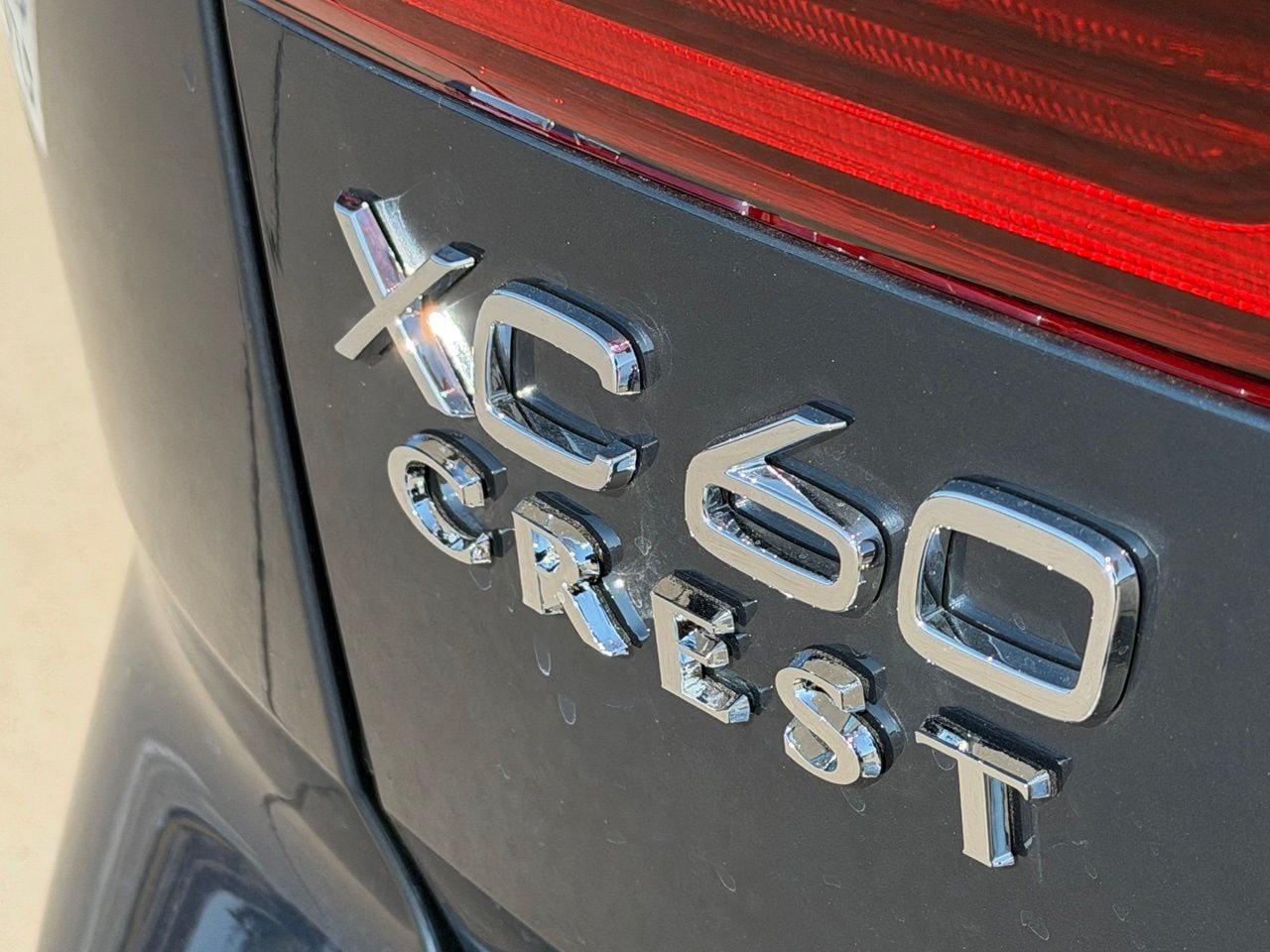 New 2027 Volvo XC60 B5 Plus AWD/4WD image 6