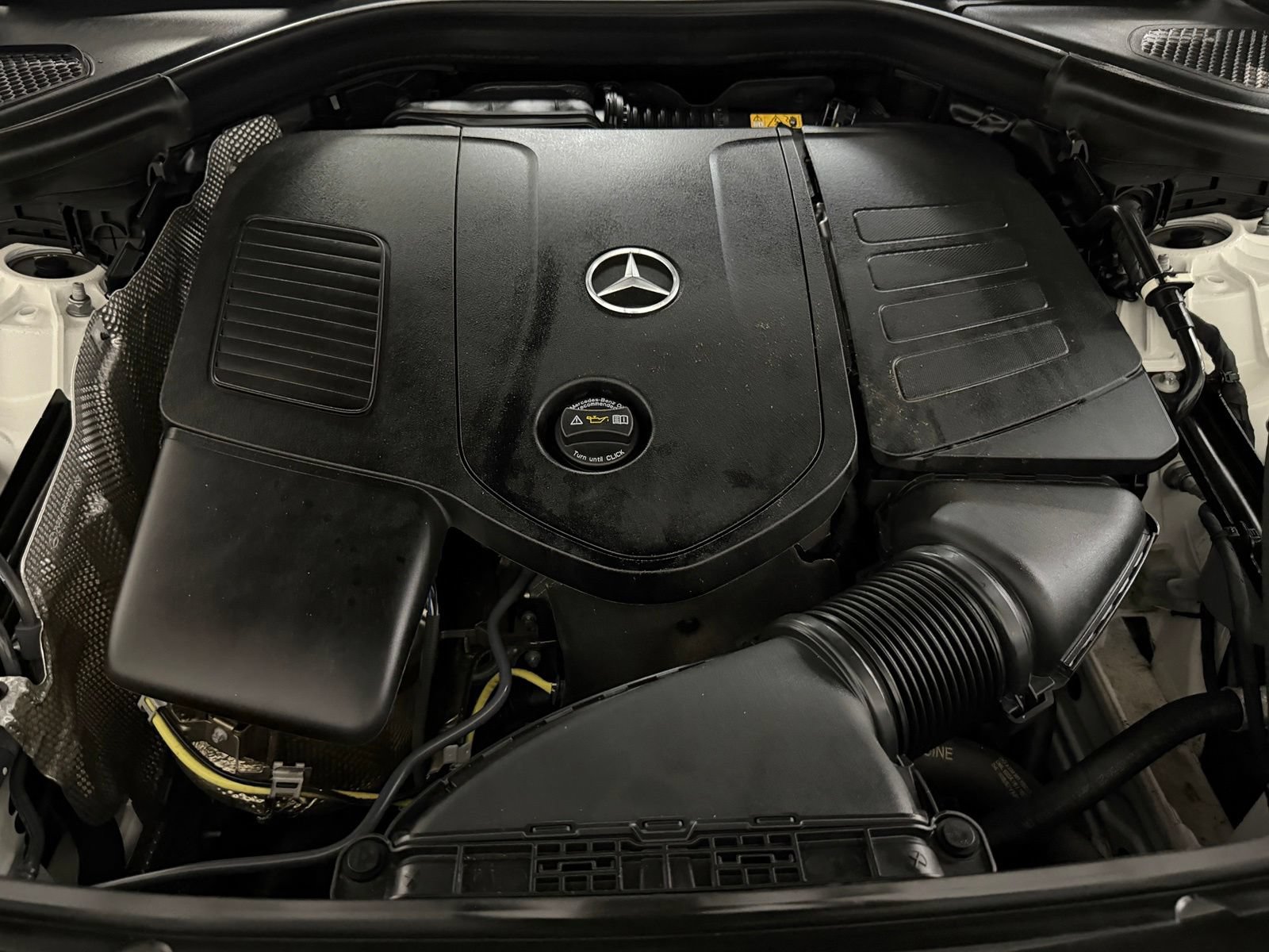 Used 2025 Mercedes-Benz GLC 350e 4MATIC image 41