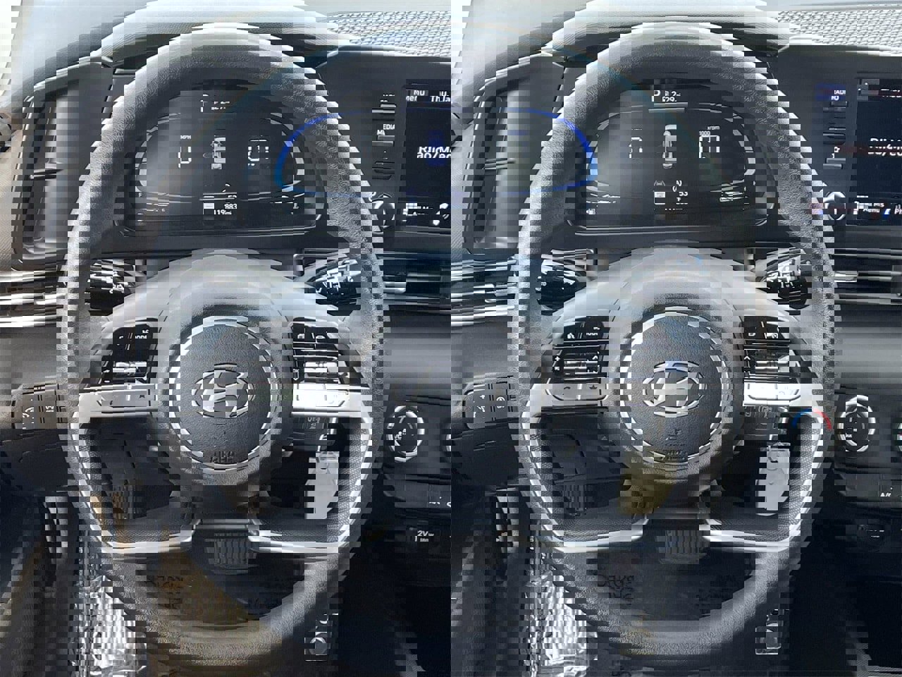 Used 2024 Hyundai Elantra SE image 21