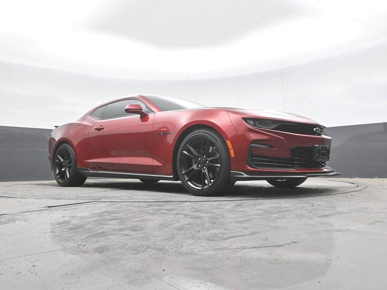 Used 2022 Chevrolet Camaro SS RWD image 28
