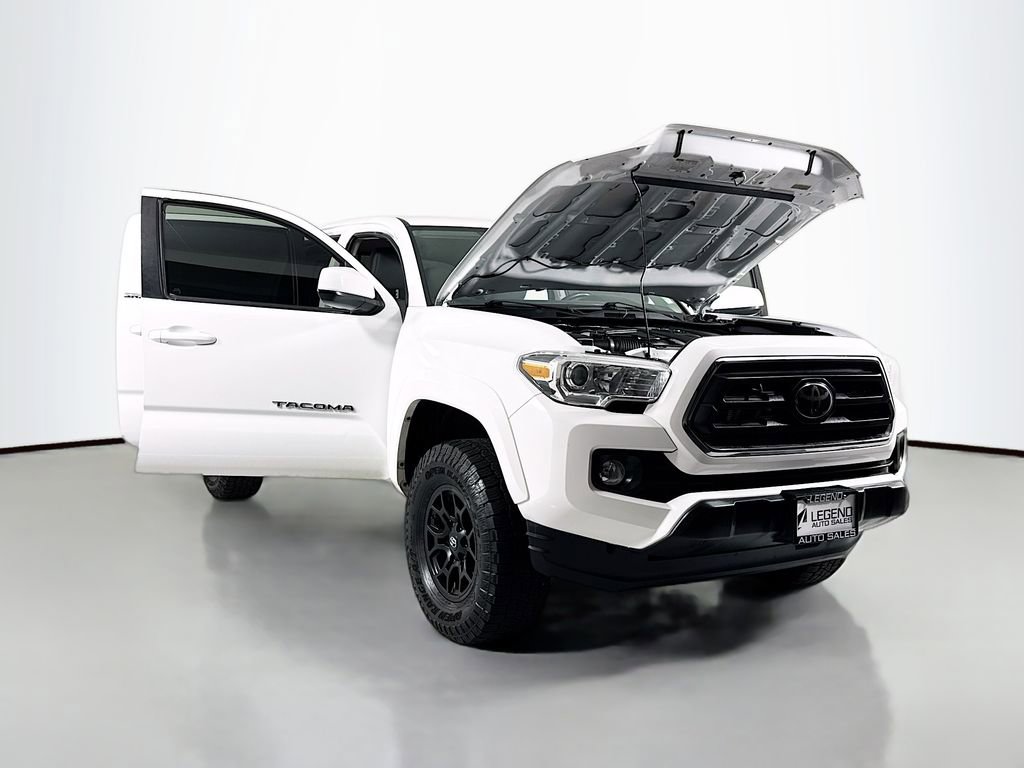 Used 2020 Toyota Tacoma SR5 AWD/4WD image 23