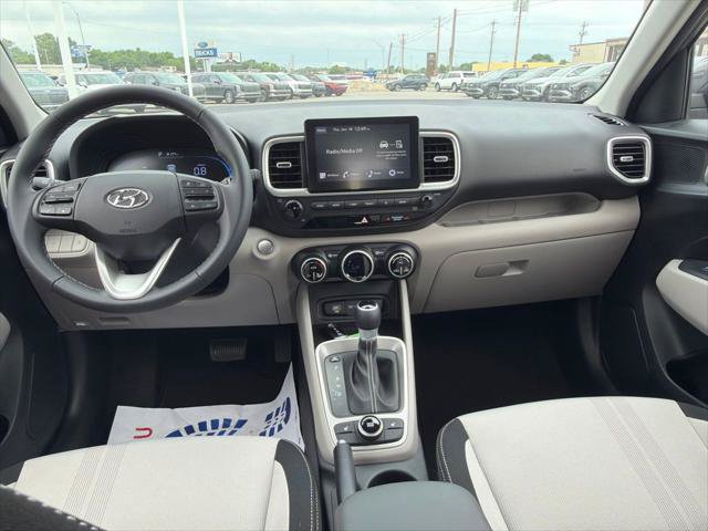 New 2026 Hyundai Venue SEL FWD image 10