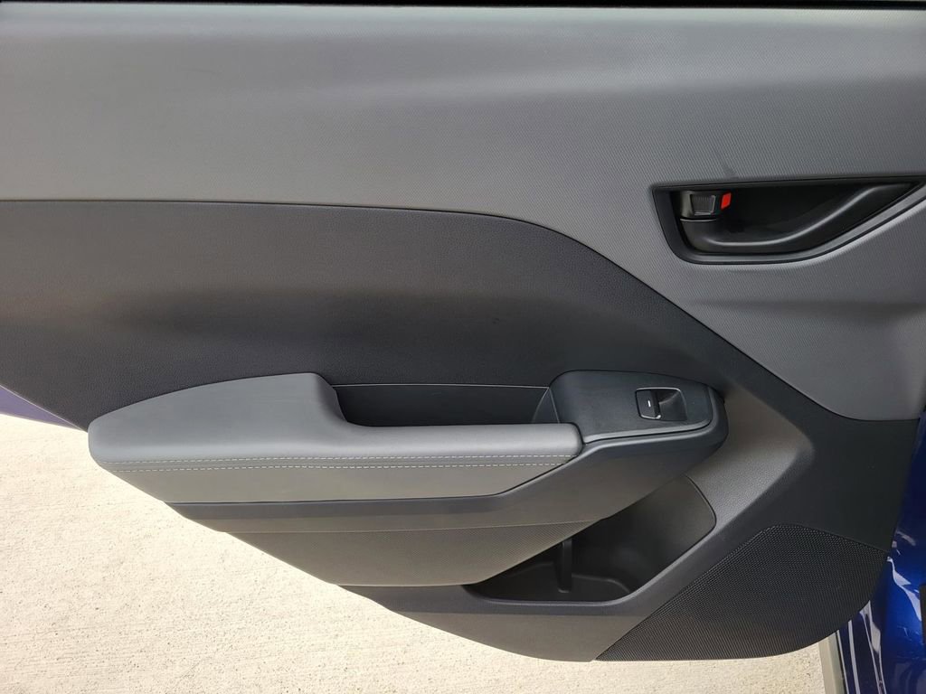 Certified 2025 Subaru Crosstrek 2.0i Premium image 11