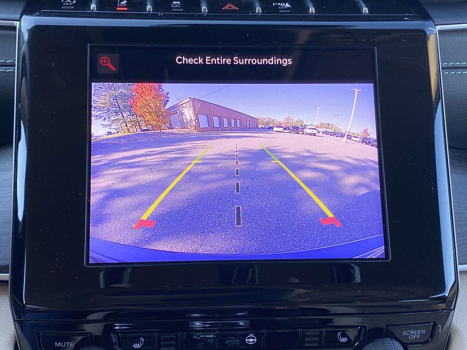 Used 2022 Jeep Grand Cherokee Limited image 24