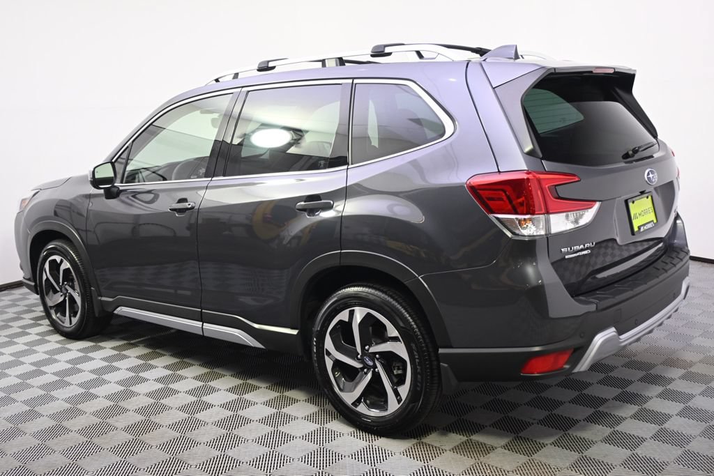 Used 2023 Subaru Forester Touring w/ Popular Package #3 AWD/4WD image 3