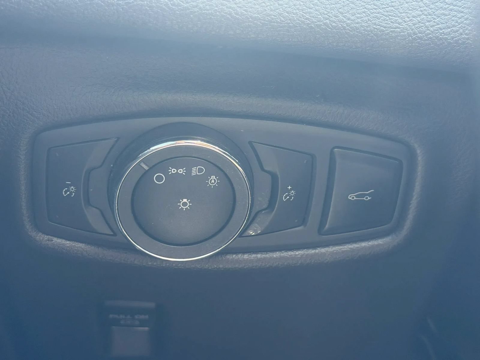 Used 2013 Lincoln MKZ AWD image 26