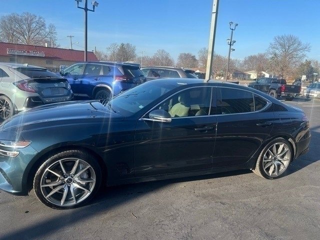 Used 2024 Genesis G70 2.5T image 7