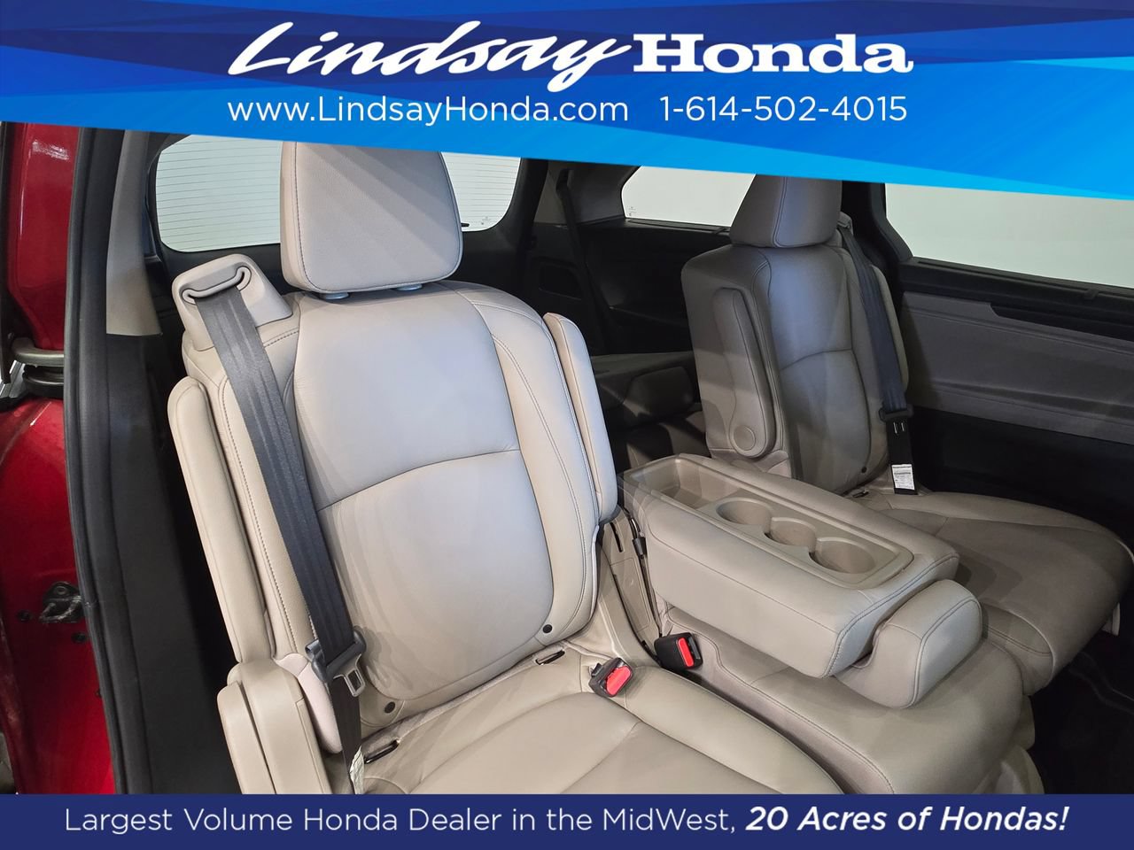 Used 2023 Honda Odyssey Touring image 9