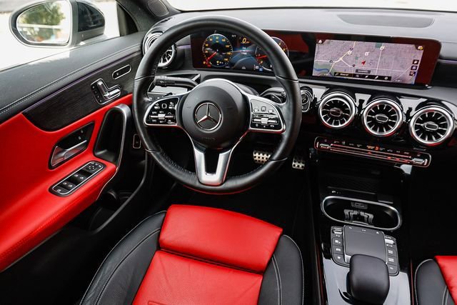 Used 2023 Mercedes-Benz CLA 250 4MATIC image 14