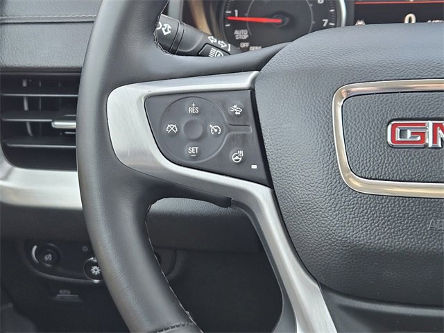 Used 2024 GMC Terrain SLT image 27