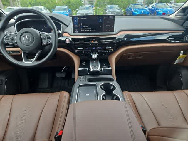 Certified 2025 Acura MDX FWD w/ Technology Package image 15