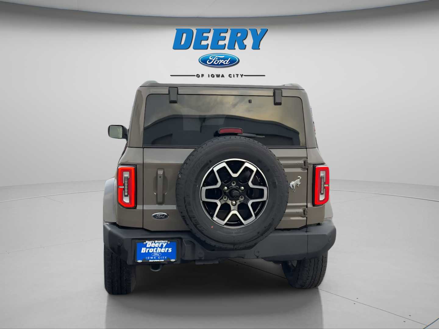 Used 2025 Ford Bronco Outer Banks image 5