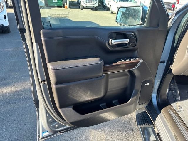 Used 2021 GMC Sierra 1500 SLT w/ SLT Premium Plus Package AWD/4WD image 14