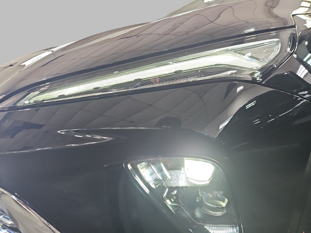 Certified 2024 Buick Envision Preferred AWD/4WD image 36