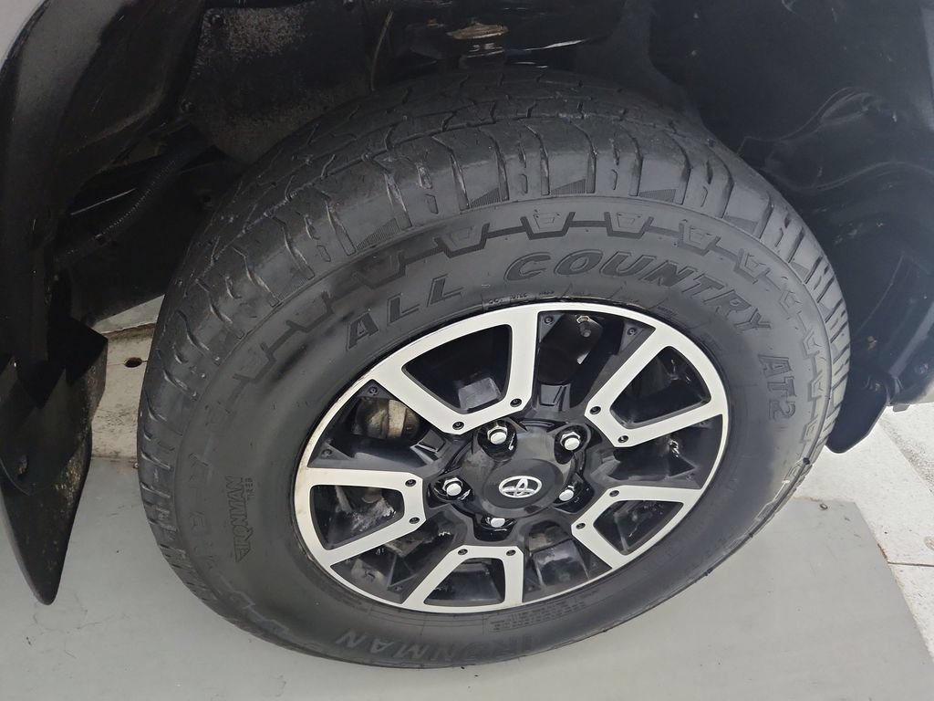 Used 2019 Toyota Tundra SR5 w/ TRD Off Road Package AWD/4WD image 35