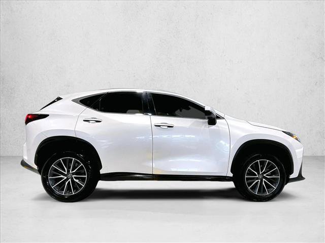 Used 2024 Lexus NX 250 FWD image 5