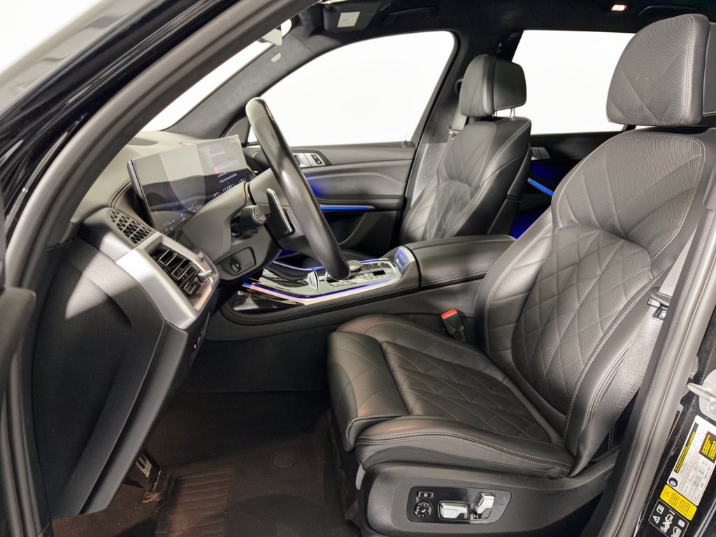 Certified 2024 BMW X7 xDrive40i w/ M Sport Package AWD/4WD image 5