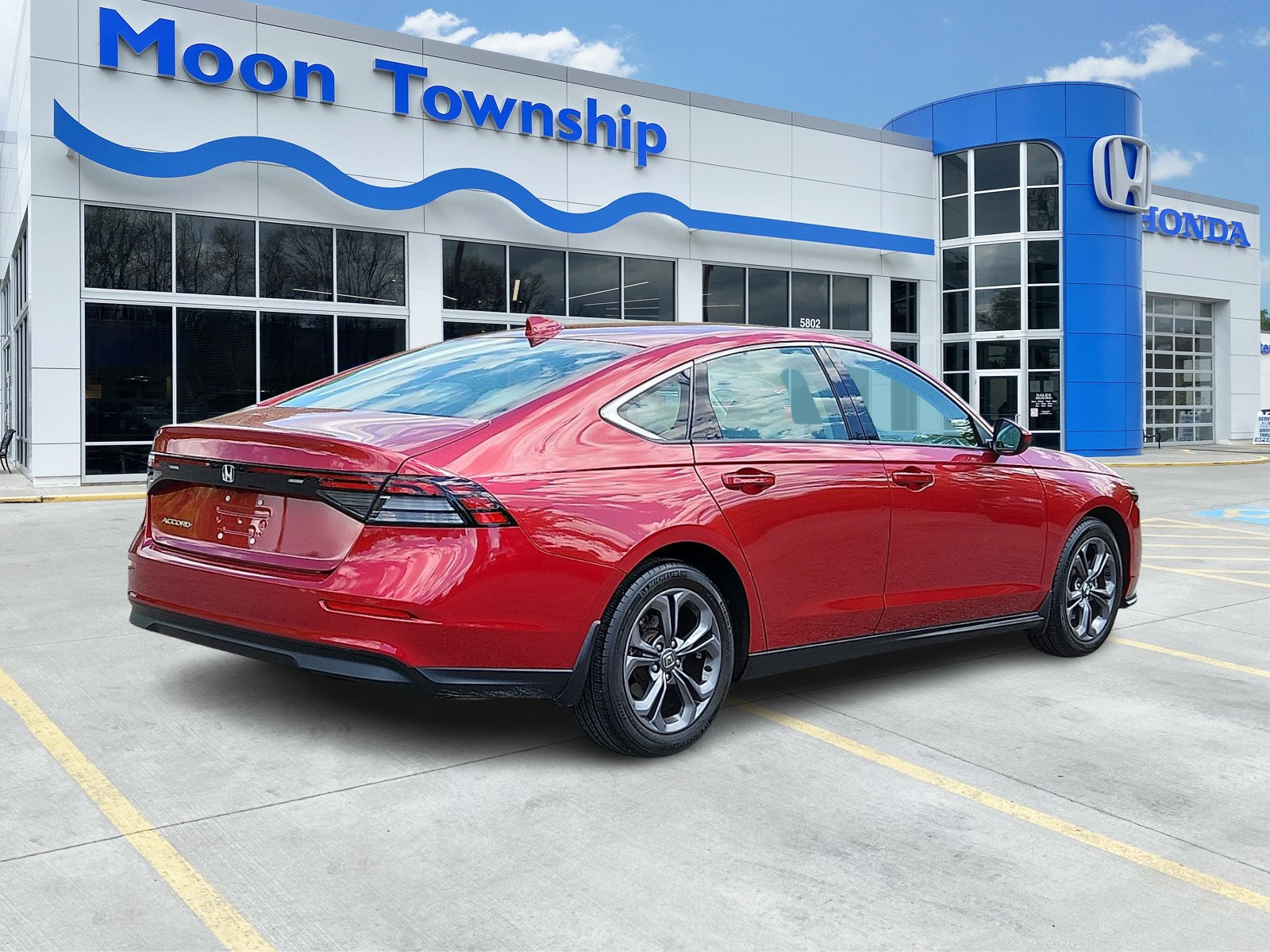 Used 2023 Honda Accord EX image 6