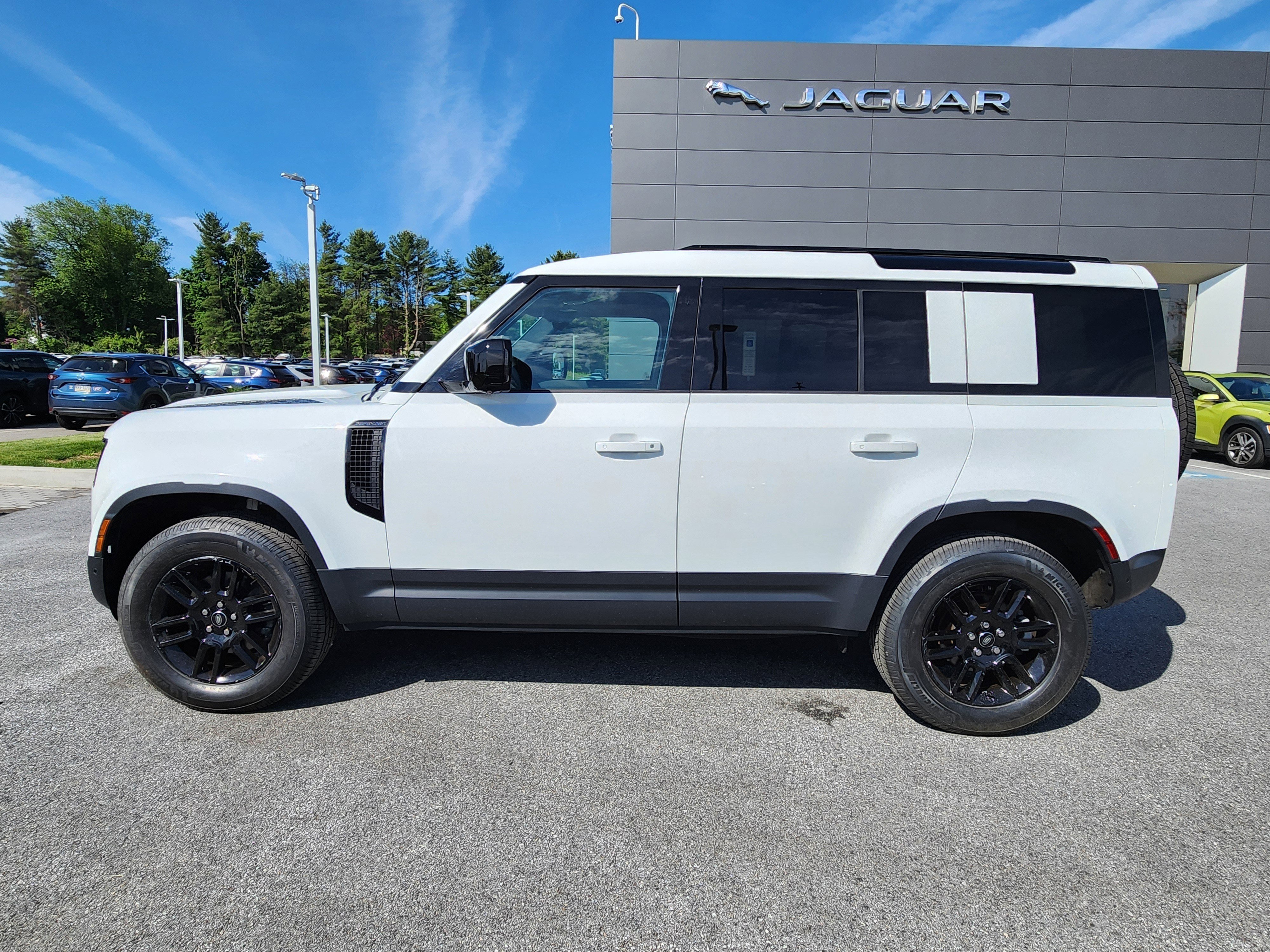 Certified 2025 Land Rover Defender 110 S AWD/4WD image 5