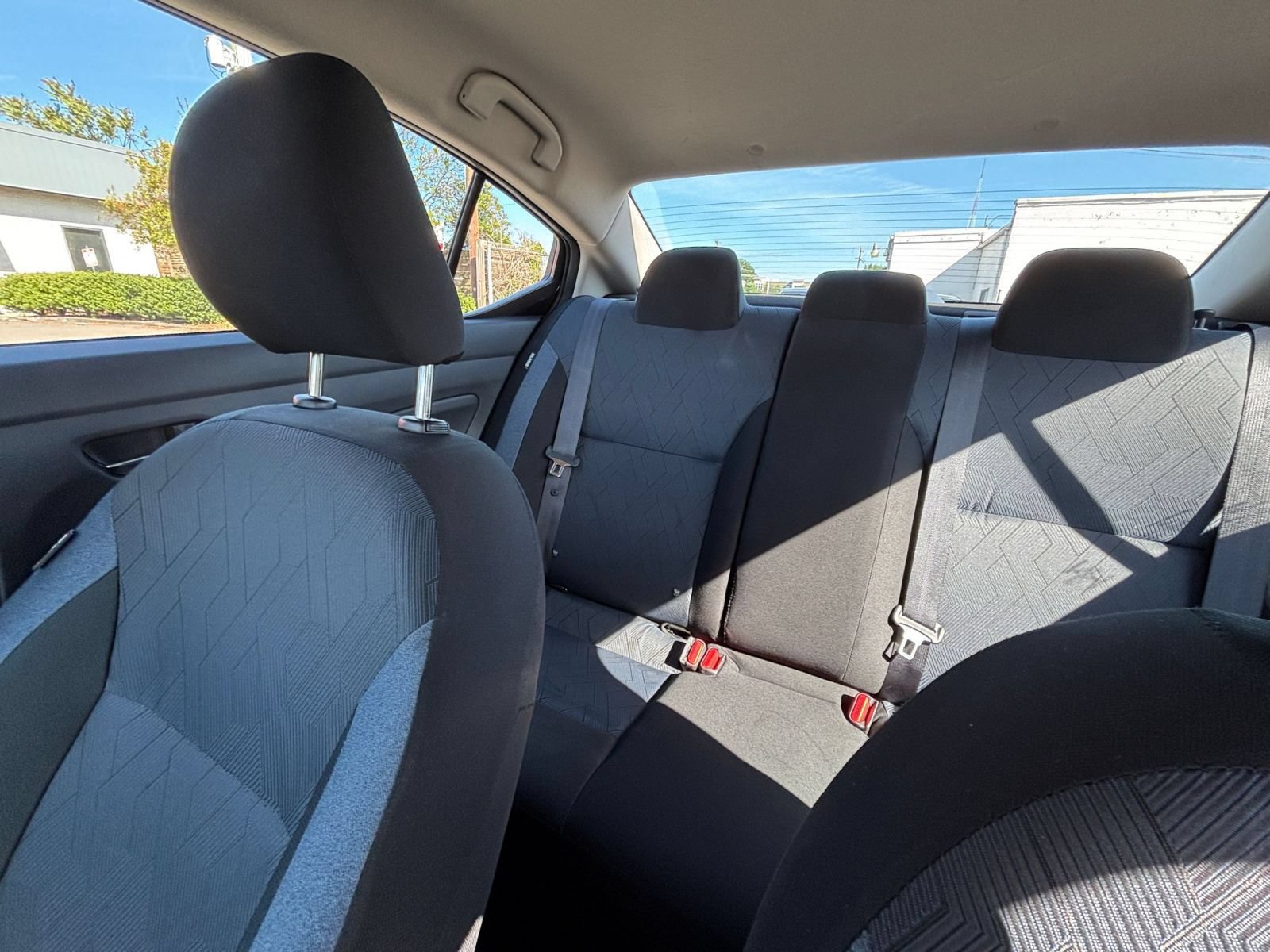 Used 2025 Nissan Versa SV FWD image 37