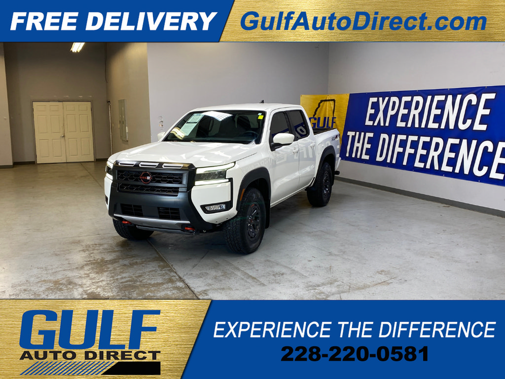 Used 2025 Nissan Frontier PRO-4X AWD/4WD image 4