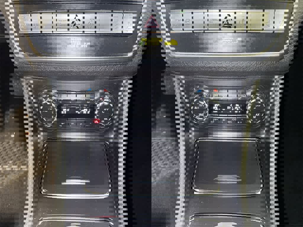 Used 2019 Mercedes-Benz GLA 250 4MATIC image 21