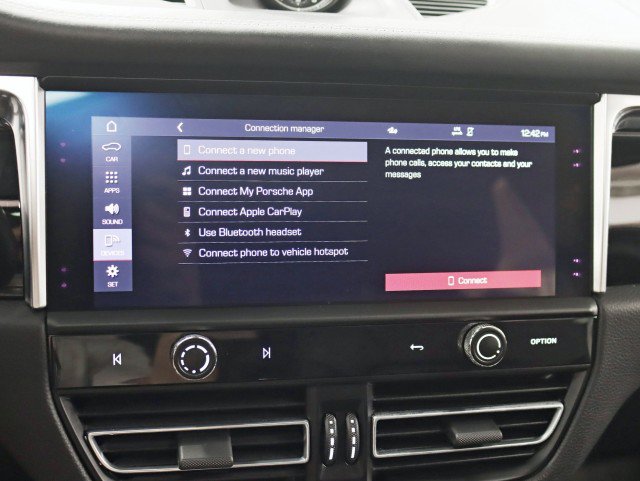 Used 2023 Porsche Macan image 19