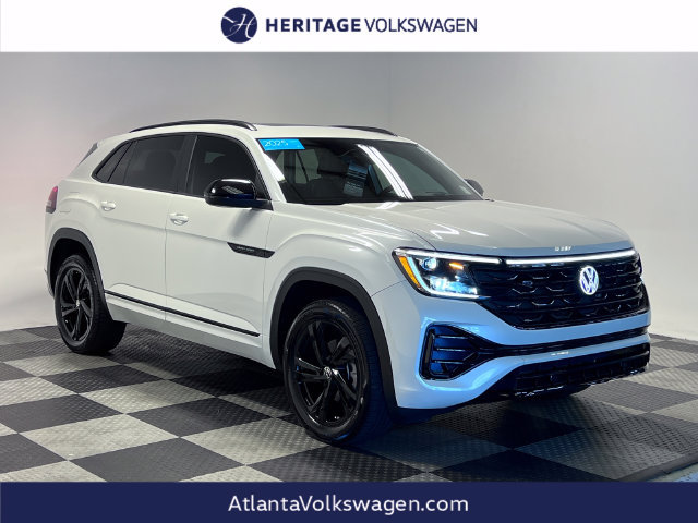 Certified 2025 Volkswagen Atlas Cross Sport SEL R-Line AWD/4WD image 1