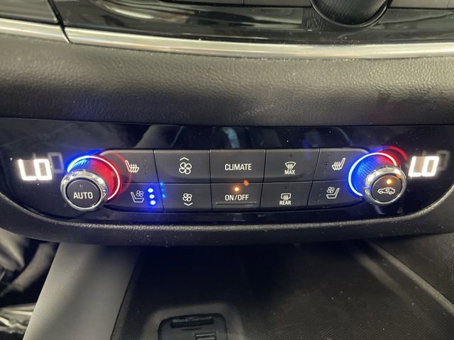 Used 2021 Buick Enclave Premium w/ Sun and Sites Package image 19