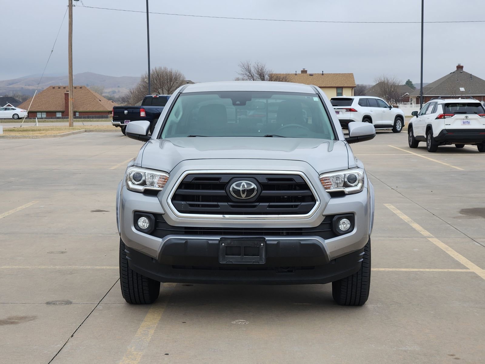 Used 2018 Toyota Tacoma SR5 image 6
