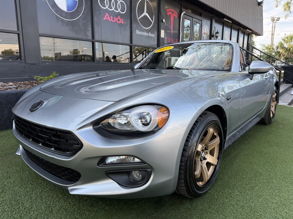 Used 2017 FIAT 124 Spider Lusso