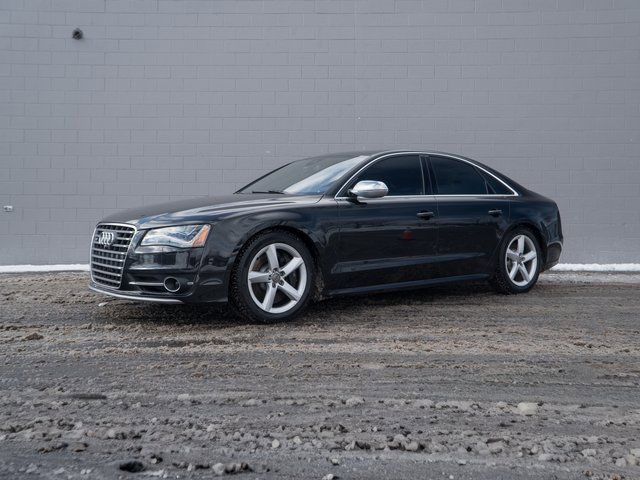 Used 2014 Audi S8 image 1