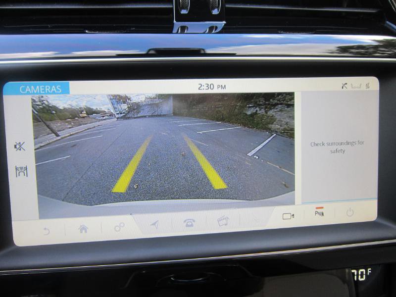 Used 2019 Jaguar F-PACE Premium image 13