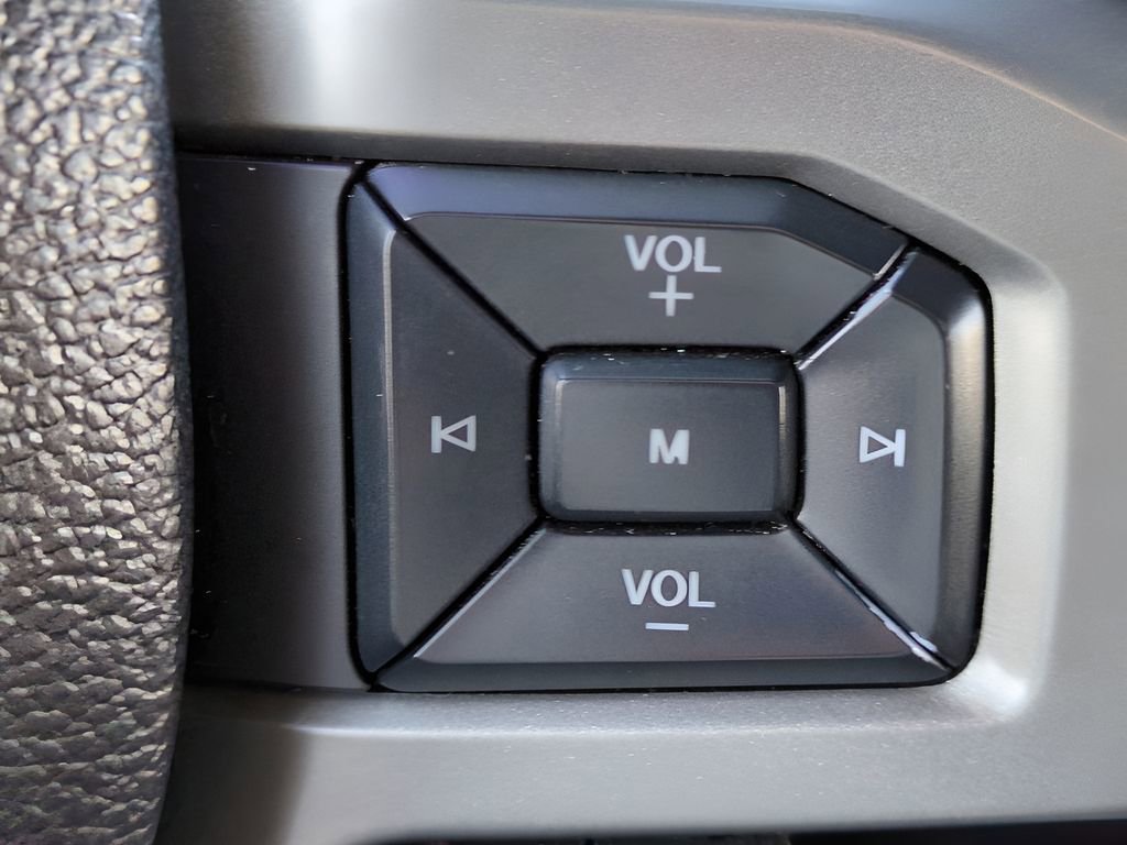 Used 2021 Ford Expedition XLT image 27