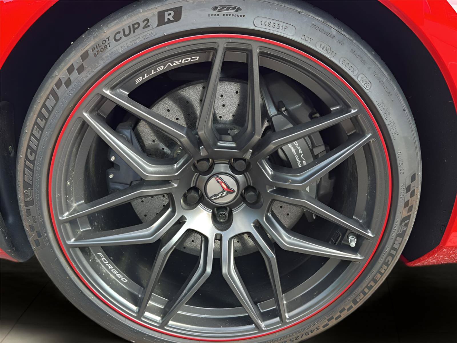 Used 2023 Chevrolet Corvette Z06 w/ Z07 Performance Package RWD image 4