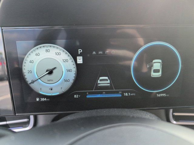 Used 2025 Hyundai Elantra SEL FWD image 16