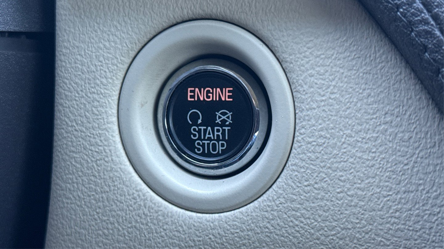 Used 2016 Lincoln MKS w/ Equipment Group 101A FWD image 38