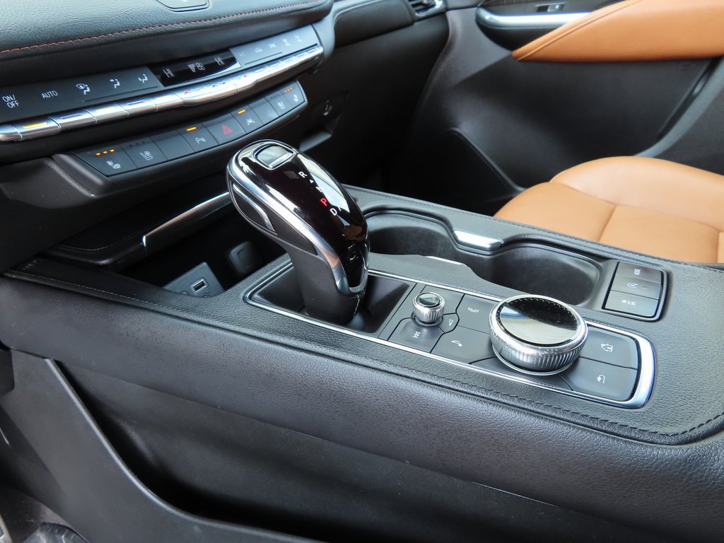 Used 2023 Cadillac XT4 Sport image 19