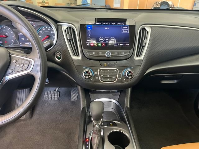 Used 2024 Chevrolet Malibu LT image 19