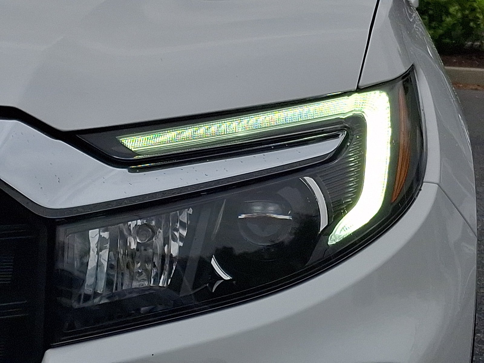 Used 2025 Honda Passport EX-L image 9