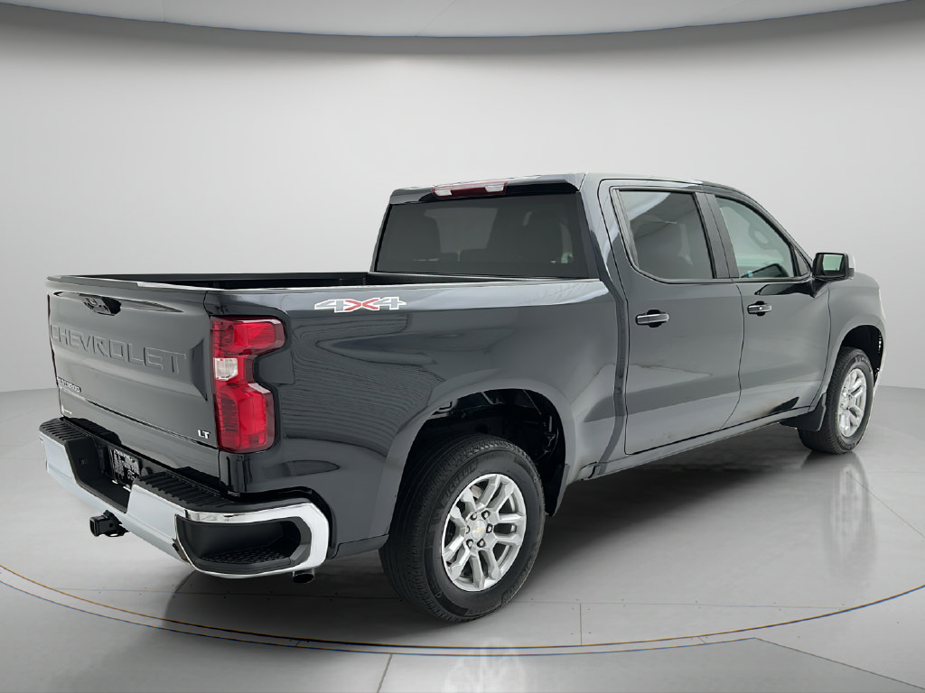 Used 2024 Chevrolet Silverado 1500 LT AWD/4WD image 5