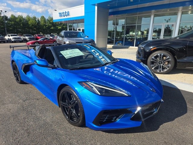 Used 2026 Chevrolet Corvette Stingray Convertible w/ 1LT image 2