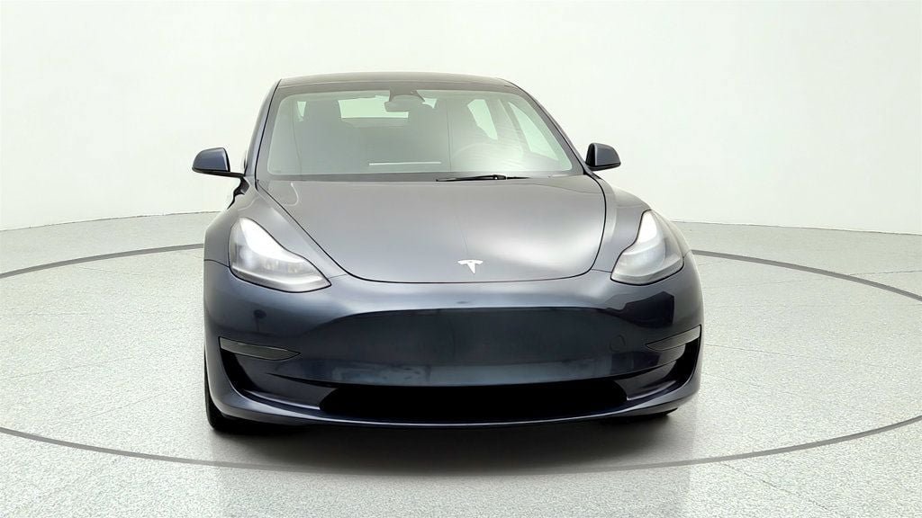 Used 2023 Tesla Model 3 Standard Range RWD image 2