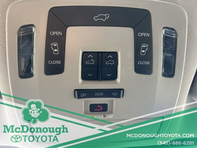 Certified 2024 Toyota Sienna XLE FWD image 15